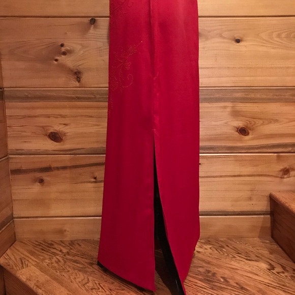 Strapless Red Dress with Slit on Side - Picture 5 of 5